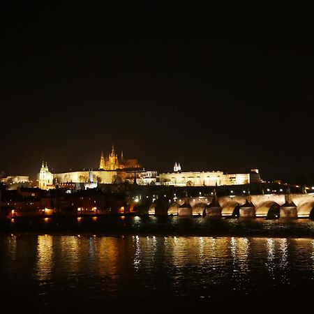 Grace Apartment By Prague Castle Экстерьер фото